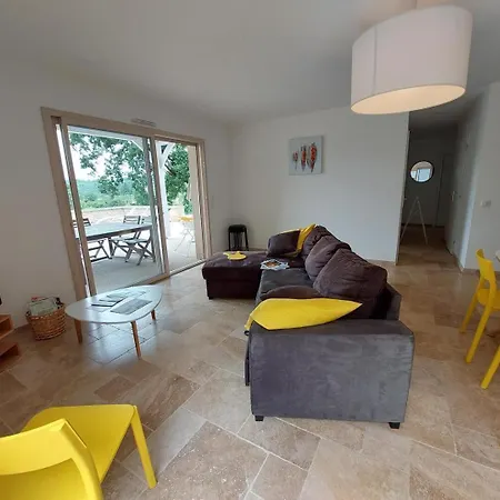 La Maison Odile à Avec Piscine Chauffée Hébergement de vacances Sarlat