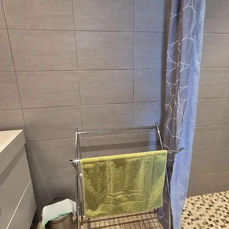 La Maison Odile à Avec Piscine Chauffée
