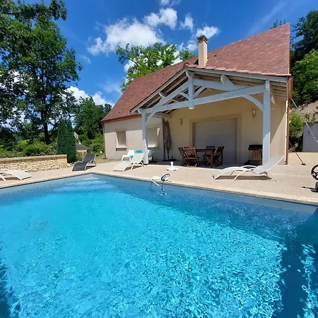 Hébergement de vacances La Maison Odile à Avec Piscine Chauffée